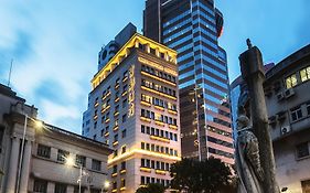 โรงแรมเมโทรโพล